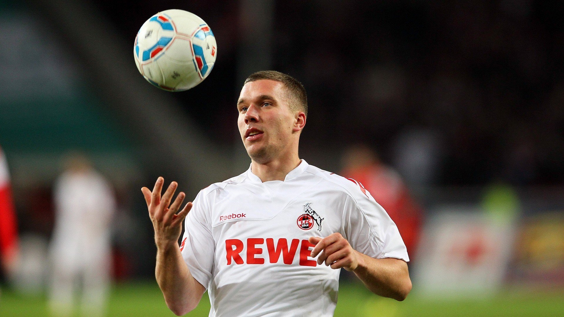 横滨水手新援首秀表现抢眼，横滨水手今天比赛